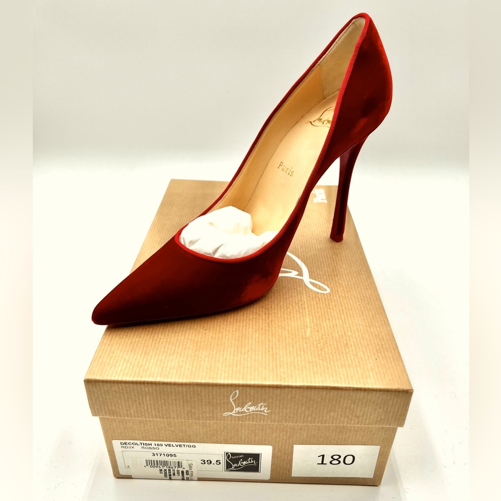 Brand New Authentic Christian Louboutin Decoltish 100 Velvet in Red. Brand New.